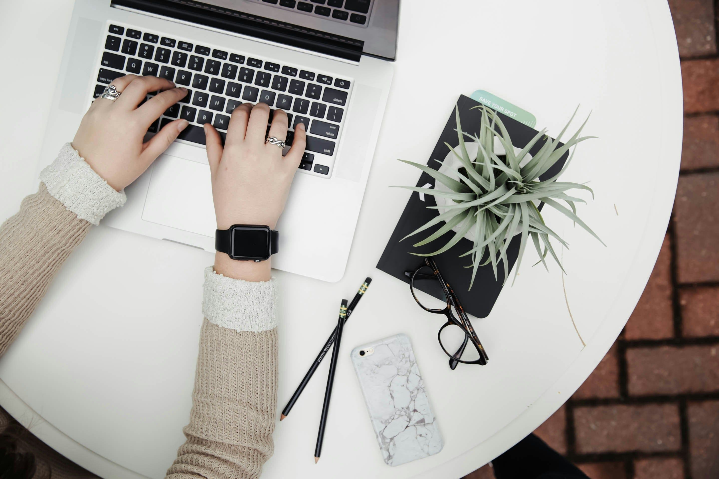 How To Earn Money Blogging In 2025